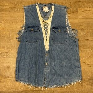 NWT Furst Of A Kind Womens Distressed Raw Hem Lace Up Mini Chambray Denim Top